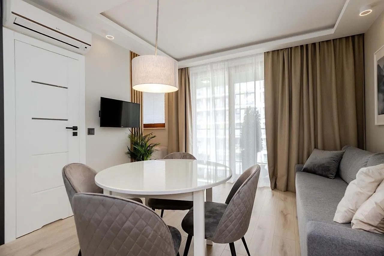 ורשה Apartment Wola, Wi-Fi, Smart Lock, Air Condition פולין