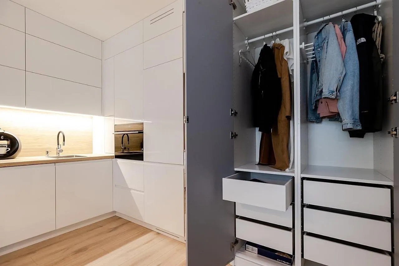 ורשה Apartment Wola, Wi-Fi, Smart Lock, Air Condition